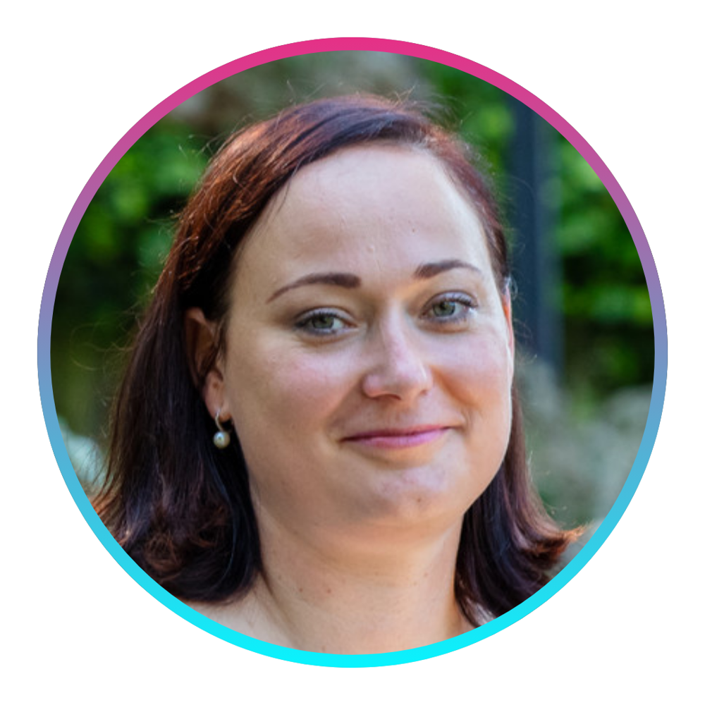 Mgr. et Mgr. Lenka Kamanová, Ph.D.